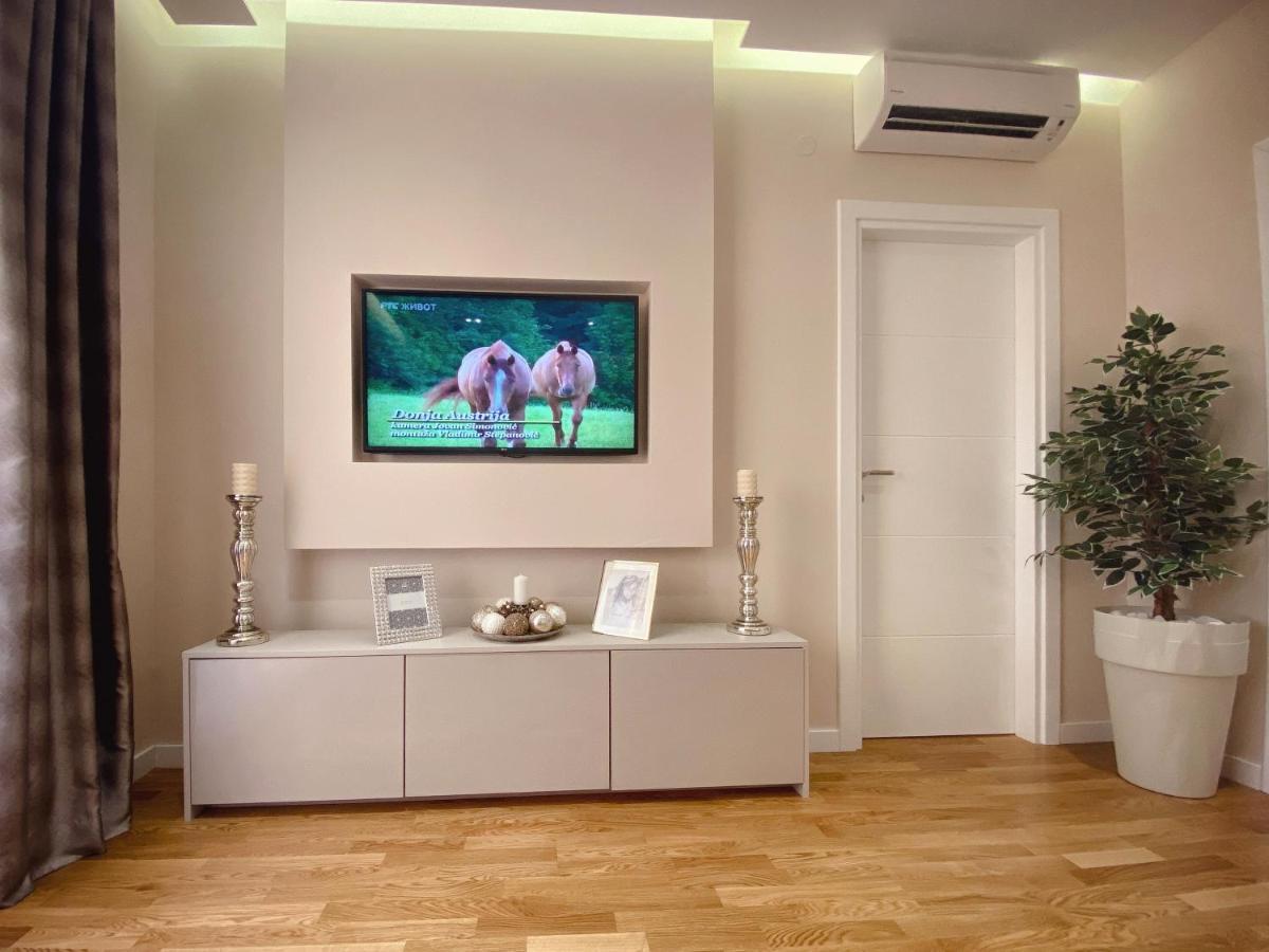Tiffany Lux Apartment Trebinje Esterno foto